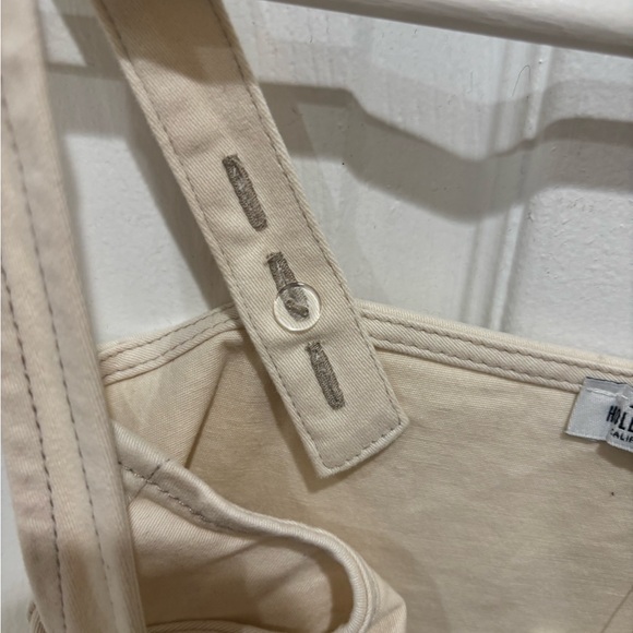 HOLLISTER dress, cream, zip up, adjustable straps
Size S - Picture 5 of 7